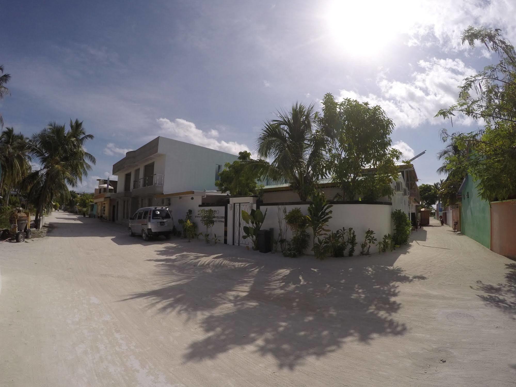 Готель Venturo Maldives Маафуші Екстер'єр фото