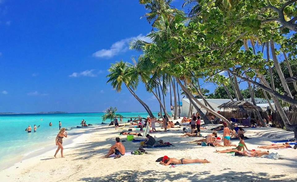 Готель Venturo Maldives Маафуші Екстер'єр фото